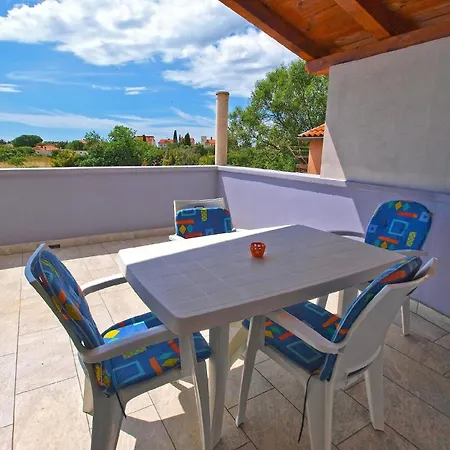 Fuer 4 Personen Ca 40 Qm In Fazana, Istrien Istrische Riviera Apartment *