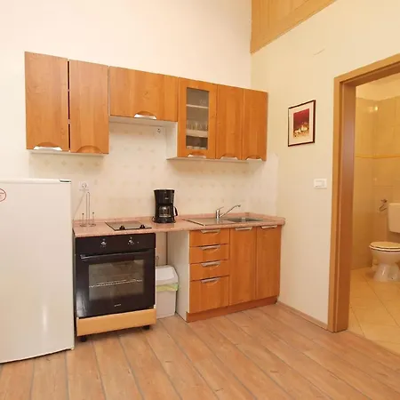 Apartman Fuer 4 Personen Ca 40 Qm In Fazana, Istrien Istrische Riviera